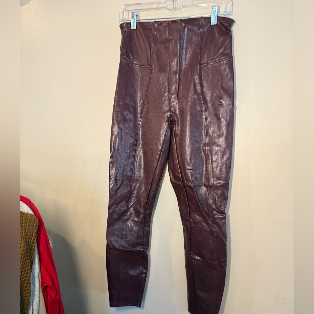 Spanx Faux Patent Leather Leggings Christmas Valentines Ruby large